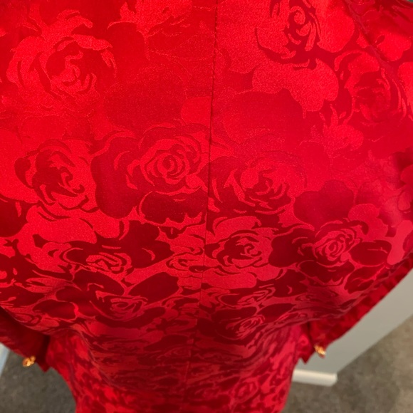 Vintage AJ Bari Silk Skirt Suit set Royal Red Sz 10 GOLD BUTTONS - Picture 15 of 17